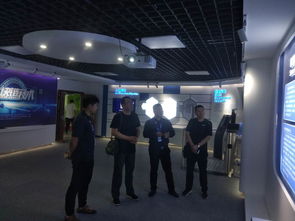 计算机系一行考察河南八六三软件股份